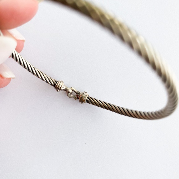 David Yurman Cable Buckle Bracelet w Diamonds - Picture 3 of 8
